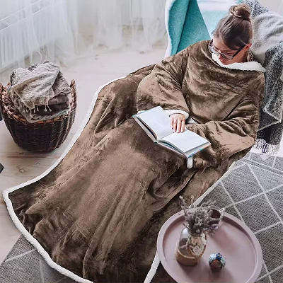 Snuggie Hoodie Battaniyesi